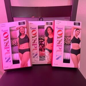 Women underwear
6 pair per pack ( 3 packs - 18 in all)